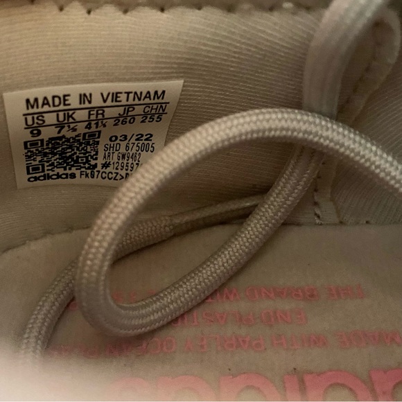 New Adidas Originals Womens NMD_R1 W Sneakers Grey Pink White Size 9 - Picture 5 of 8